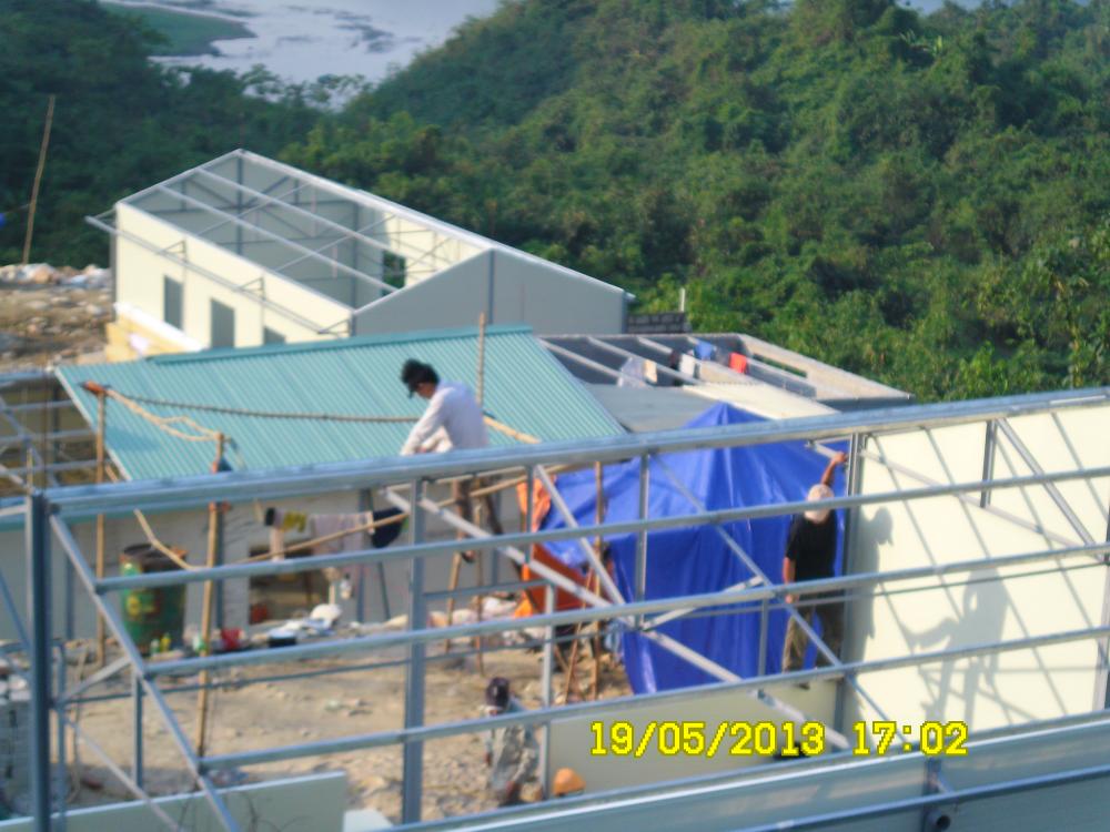 nhà lắp ghép khung thép